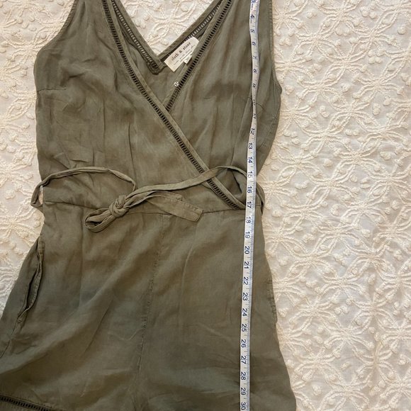 Anthropologie / cloth & stone olive green romper - Picture 4 of 4
